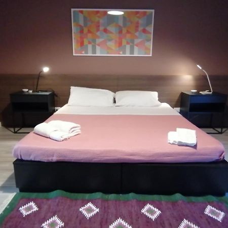 Inner City De Luxe Apartment Catania Exterior photo