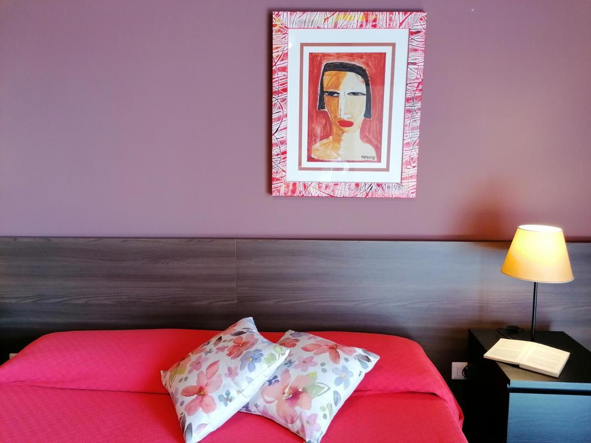 Inner City De Luxe Apartment Catania Exterior photo